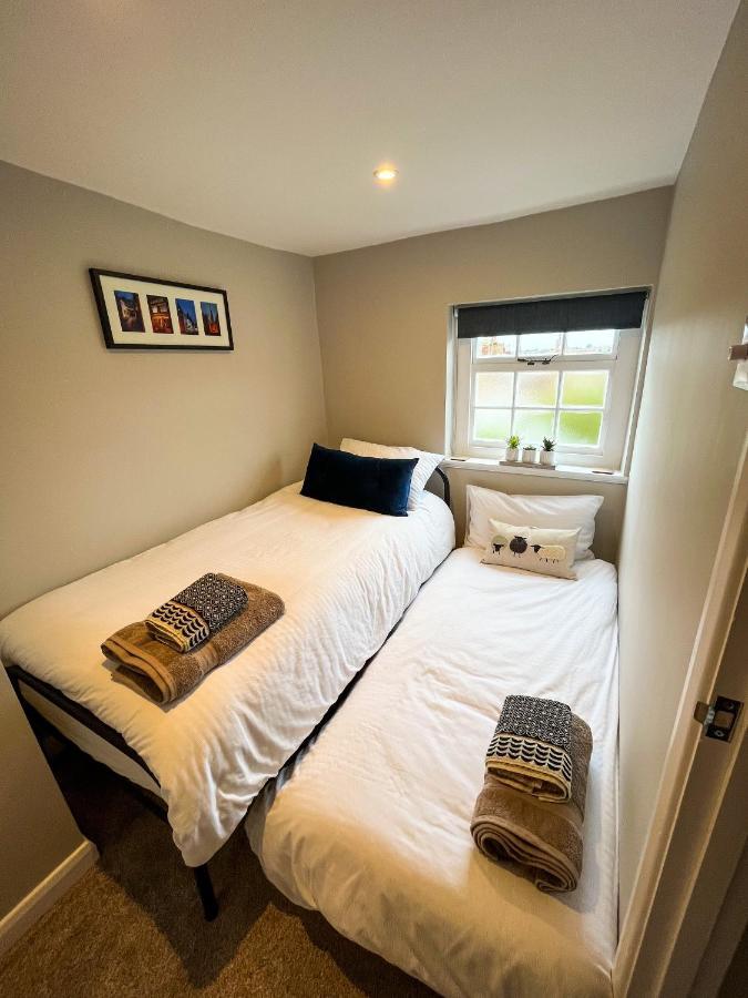 Auctioneers Cottage Louth  Eksteriør billede